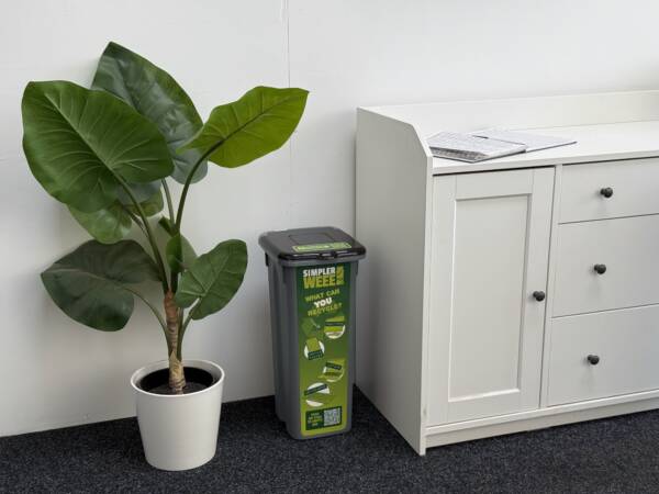 The Roxy – 20ltr Lidded WEEE Bin - Image 6