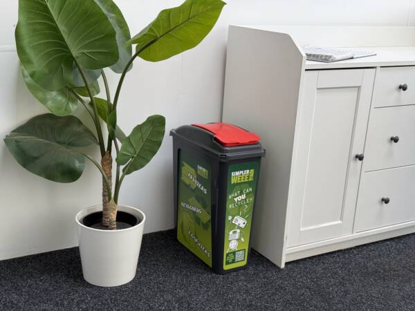 The Poppy – 25ltr Lidded WEEE Bin - Image 6